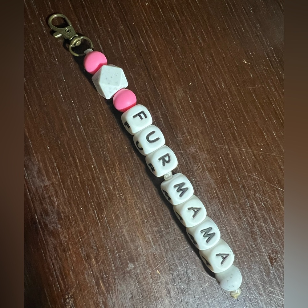 Handmade “Fur Mama” Keychain ✨